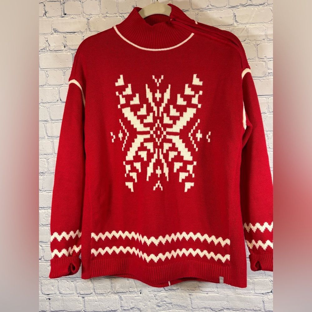 T By Talbots Red White Snowflake Ski Aspen Cottagecore Cozy Cabincore Sweater L